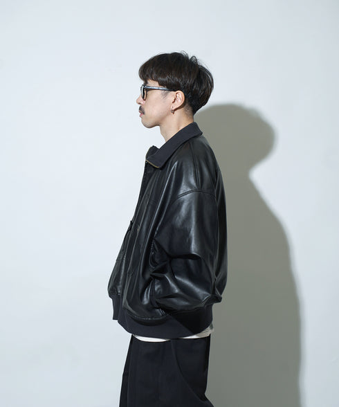 H163 / 着用サイズ: S*ブラック
インナー:217619 ボトムス:217634