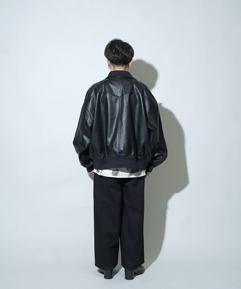 H163 / 着用サイズ: S*ブラック インナー:217619 ボトムス:217634