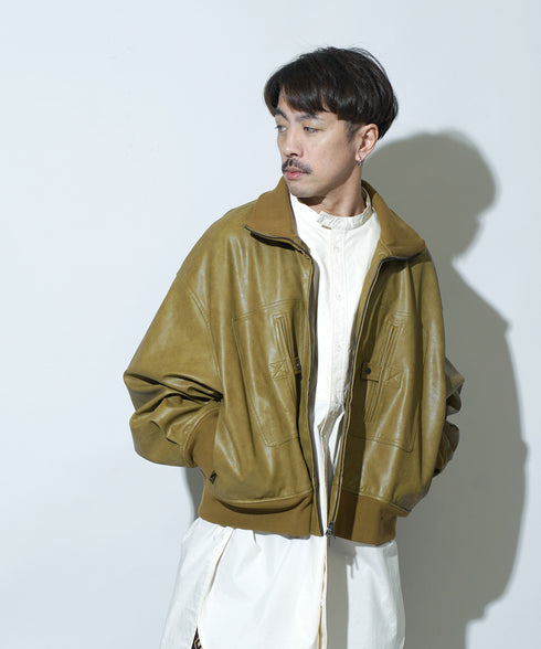 H163 / 着用サイズ: S*オリーブ シャツ:217627 ボトムス:217612