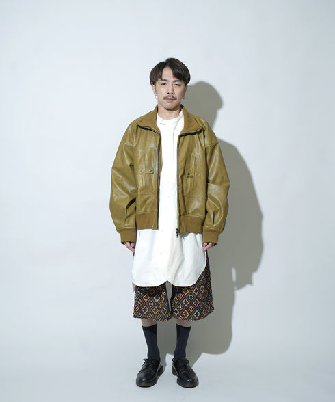 H163 / 着用サイズ: S*オリーブ シャツ:217627 ボトムス:217612