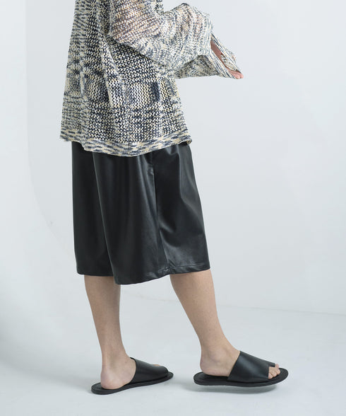 H167 / 着用サイズ: M*ブラック トップス:217628