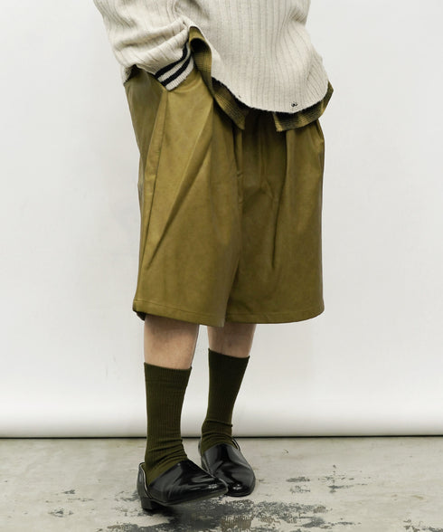 H177 / 着用サイズ:L オリーブ 着用トップス:218716 着用インナー:218706