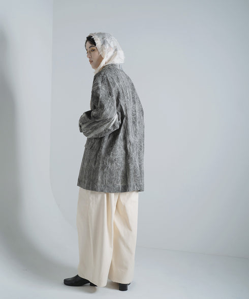 H167 / 着用サイズ: M*スミクロ トップス:217630 ボトムス:217634