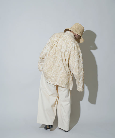 H163 / 着用サイズ: S*サンドべージュ トップス:217674 ボトムス:217634