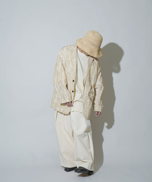 H163 / 着用サイズ: S*サンドべージュ トップス:217674 ボトムス:217634