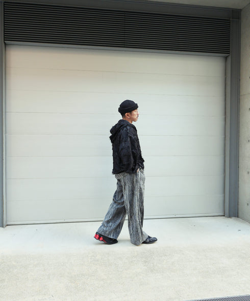 H163 / 着用サイズ:M スミクロ 着用トップス:217630 着用インナー:217615