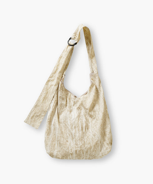 サンドベージュ