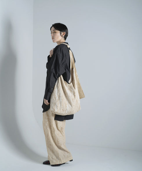 H167 / 着用サイズ: F*サンドベージュ シャツ:217627 ボトムス:217614