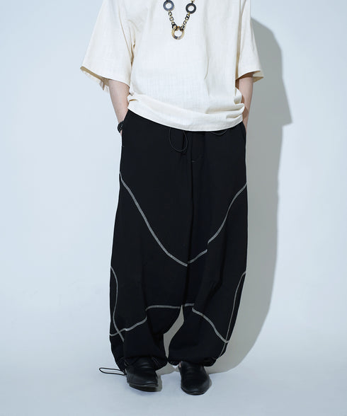 H163 / 着用サイズ: S*ブラック トップス:217646