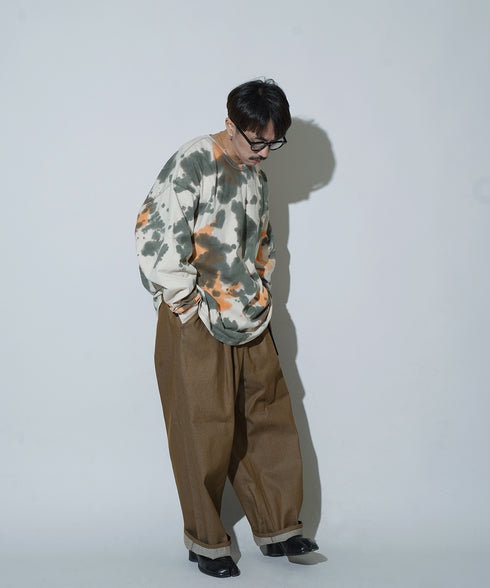 H163 / 着用サイズ: M*ブラック ボトムス:217647