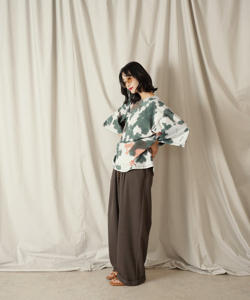 H169 / 着用サイズ: M*ブラック ボトムス:218011