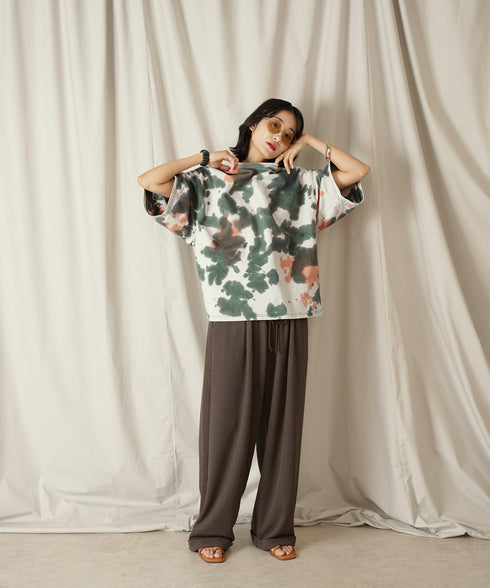 H169 / 着用サイズ: M*ブラック ボトムス:218011