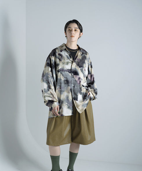 H167 / 着用サイズ:M グレー 着用インナー:217674 着用ボトムス:217612