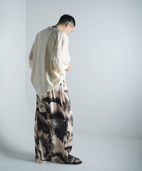 H178 / 着用サイズ: L*ブラック トップス:217674