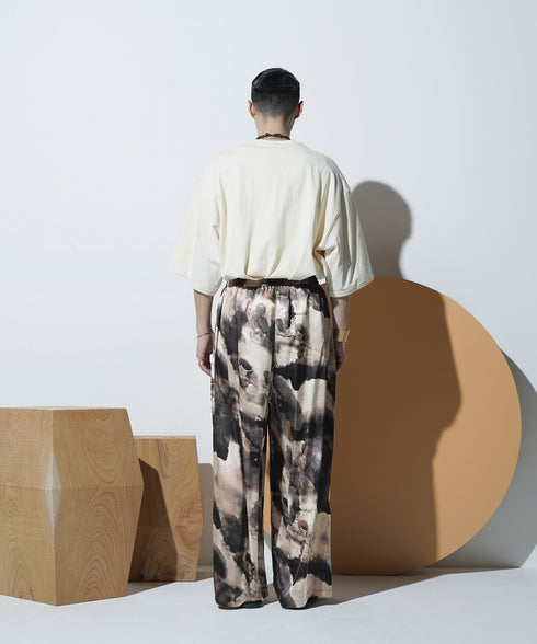 H178 / 着用サイズ: L*ブラック トップス:217674