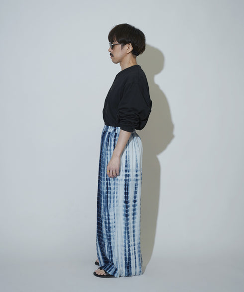 H163 / 着用サイズ: M*コバルトブルー トップス:217648