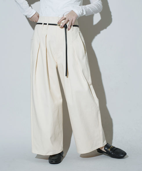 H158 / 着用サイズ: XS*アイボリー