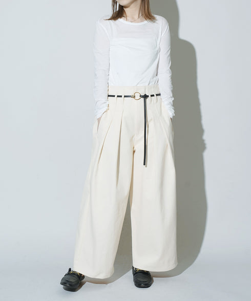 H158 / 着用サイズ: XS*アイボリー