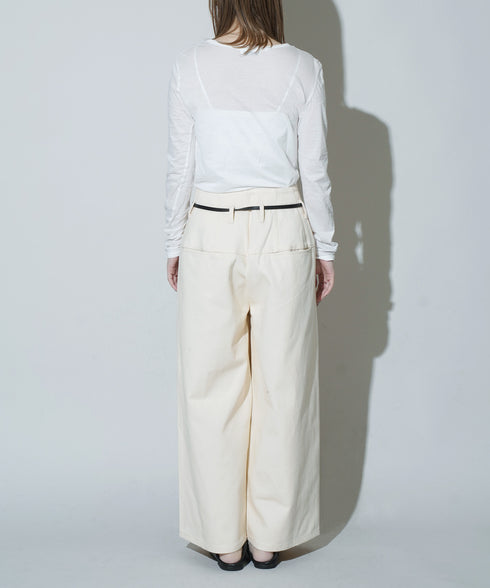 H158 / 着用サイズ: XS*アイボリー