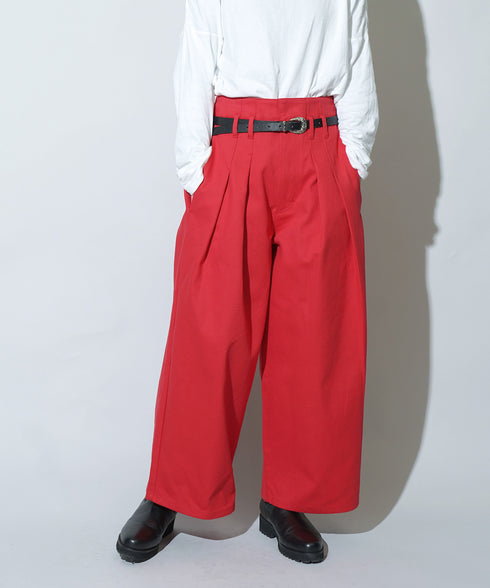 H161 / 着用サイズ:XS レッド