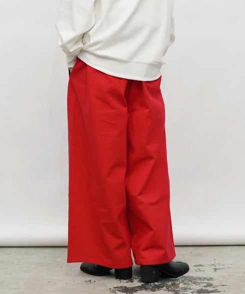 H177 / 着用サイズ:L レッド 着用トップス:218715 着用インナー:217732