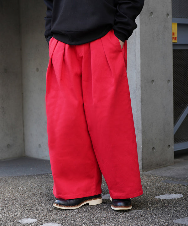 H175 / 着用サイズ:M レッド 着用トップス:218715