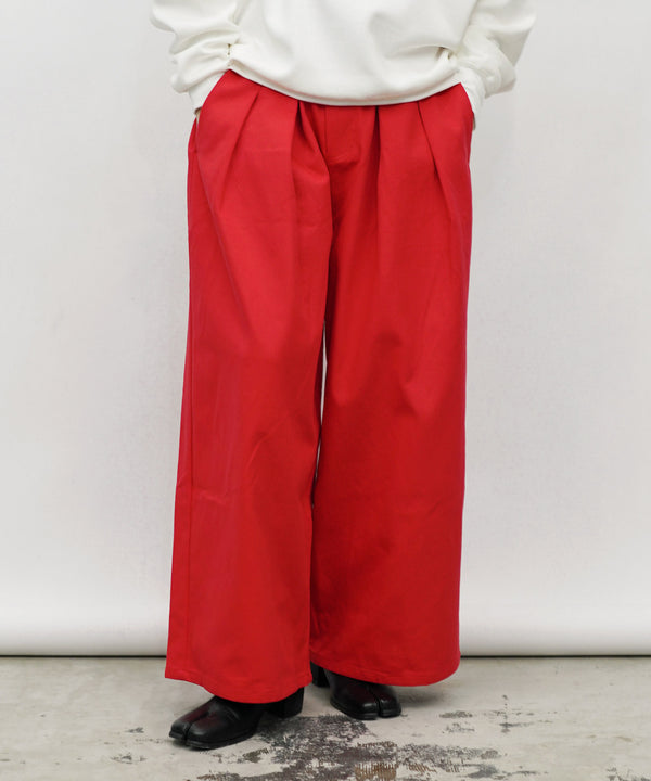 H177 / 着用サイズ:L レッド 着用トップス:218715 着用インナー:217732