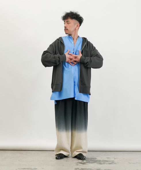 H163 / 着用サイズ:M ネイビー 着用アウター:218734 着用トップス:218518