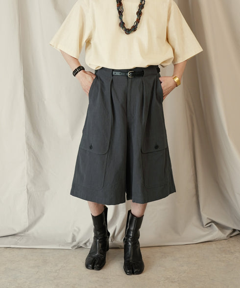 H163 / 着用サイズ: M*チャコール トップス:217646