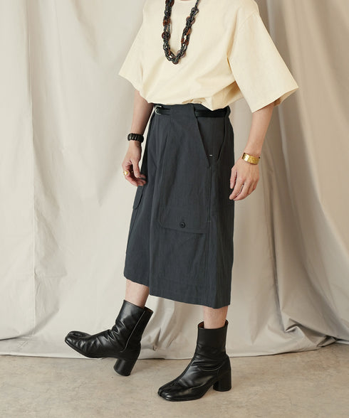 H163 / 着用サイズ: M*チャコール トップス:217646