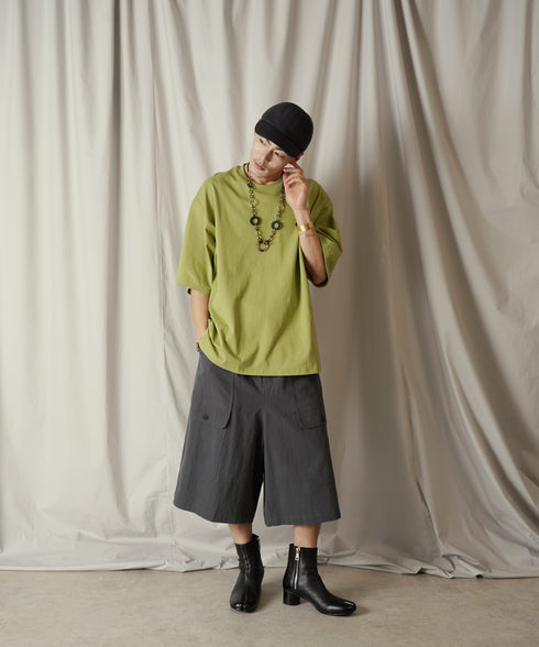 H178 / 着用サイズ: M*チャコール トップス:217674