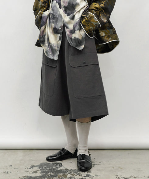 H177 / 着用サイズ:L チャコール 着用アウター:216861 着用トップス:217621