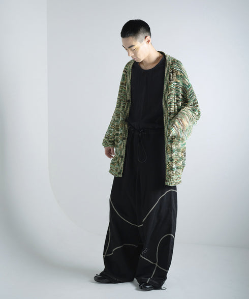 H178 / 着用サイズ: L*グリーン トップス:217646 ボトムス:217618