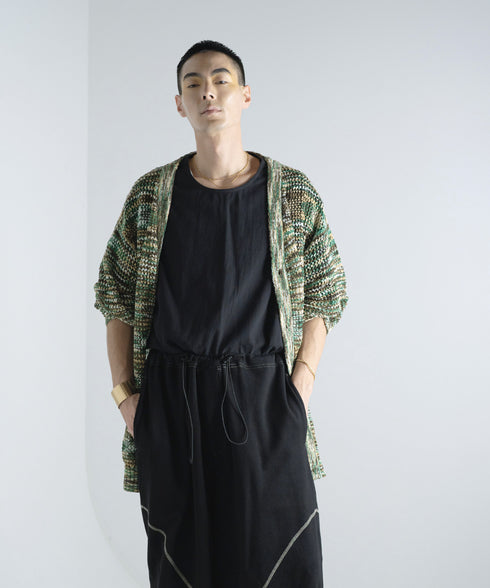 H178 / 着用サイズ: L*グリーン トップス:217646 ボトムス:217618