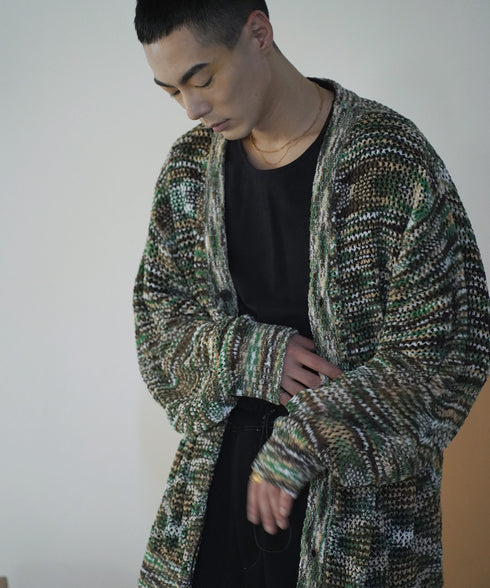 H178 / 着用サイズ: L*グリーン トップス:217646 ボトムス:217618