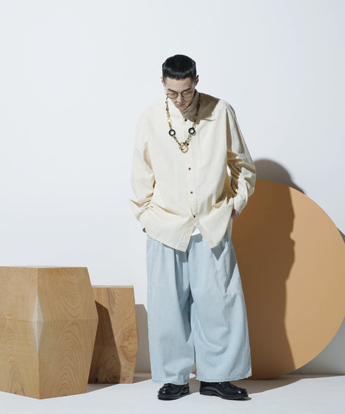 H178 / 着用サイズ: L*ライトインディゴブルー
トップス:217645 インナー:217749