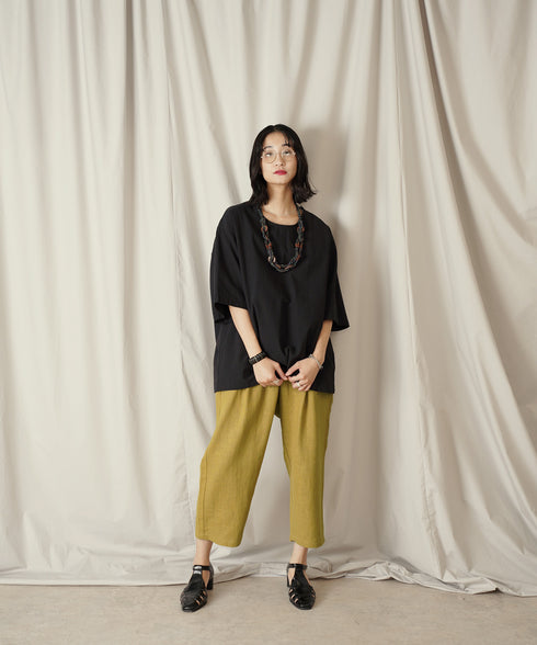 H169 / 着用サイズ: M*ブラック ボトムス:218013