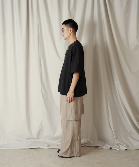 H169 / 着用サイズ: M*ブラック ボトムス:217636