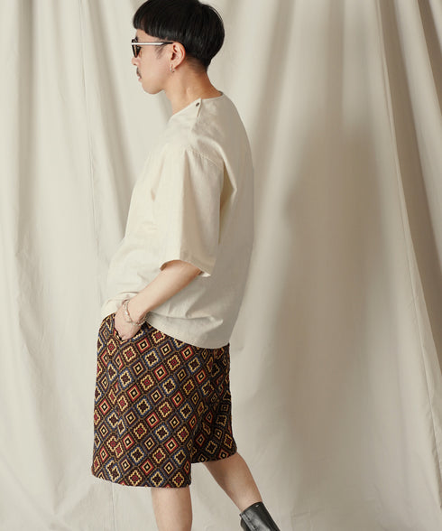 H163 / 着用サイズ: S*オフホワイト ボトムス:217612