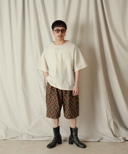 H163 / 着用サイズ: S*オフホワイト ボトムス:217612