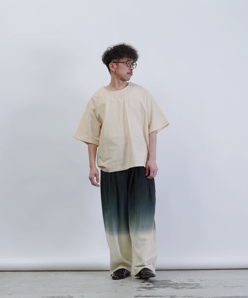 H163 / 着用サイズ: S*オフホワイト ボトムス: 217640