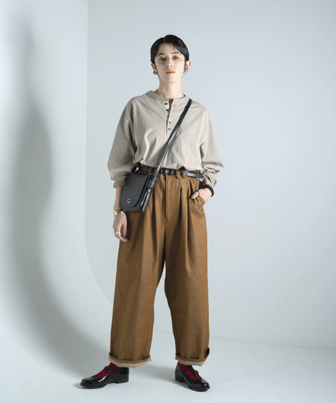 H167 / 着用サイズ: M*ブラウン トップス:217648