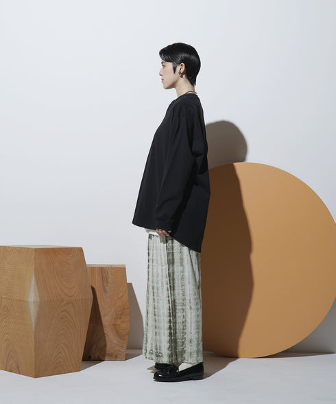 H167 / 着用サイズ: M*ブラック ボトムス:217626