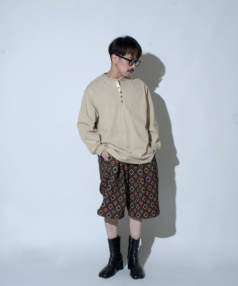 H163 / 着用サイズ:S グレイッシュベージュ 着用ボトムス:217612