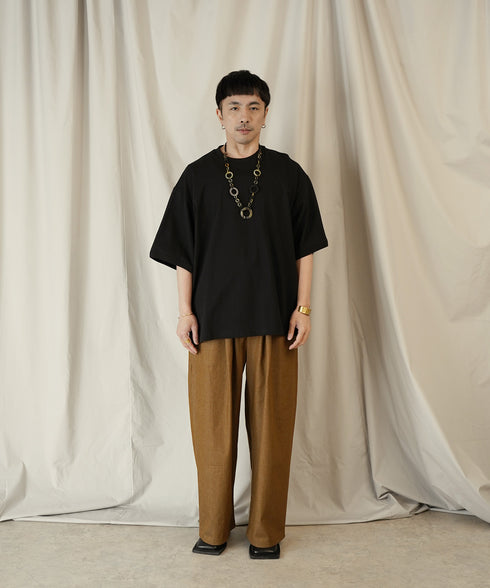 H163 / 着用サイズ: S*ブラック ボトムス:217647