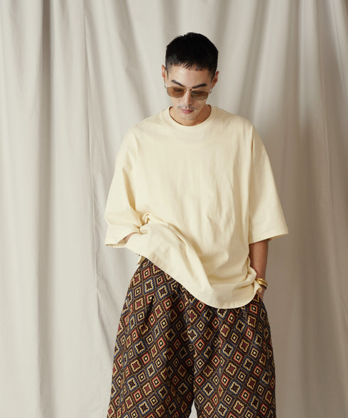 H178 / 着用サイズ: L*クリーム ボトムス:217612