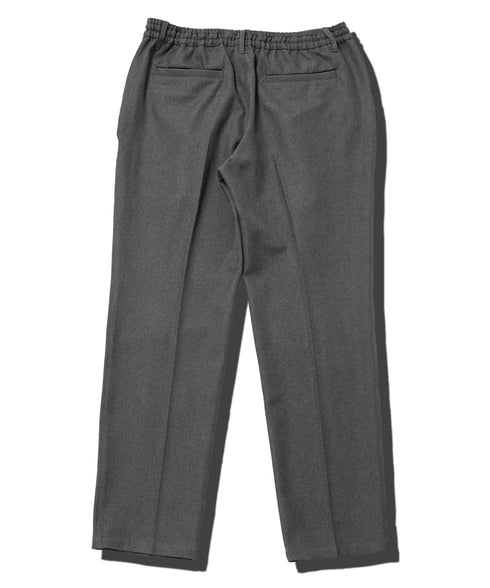 チャコールグレー