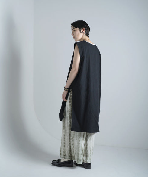 H167 / 着用サイズ: M*ブラック系1(無地) ボトムス:217626