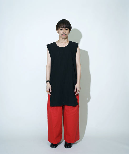 H167 / 着用サイズ: M*ブラック系1(無地) ボトムス:217626