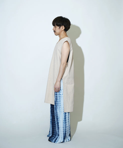 H163 / 着用サイズ: S*アイボリー系1(無地) ボトムス:217626